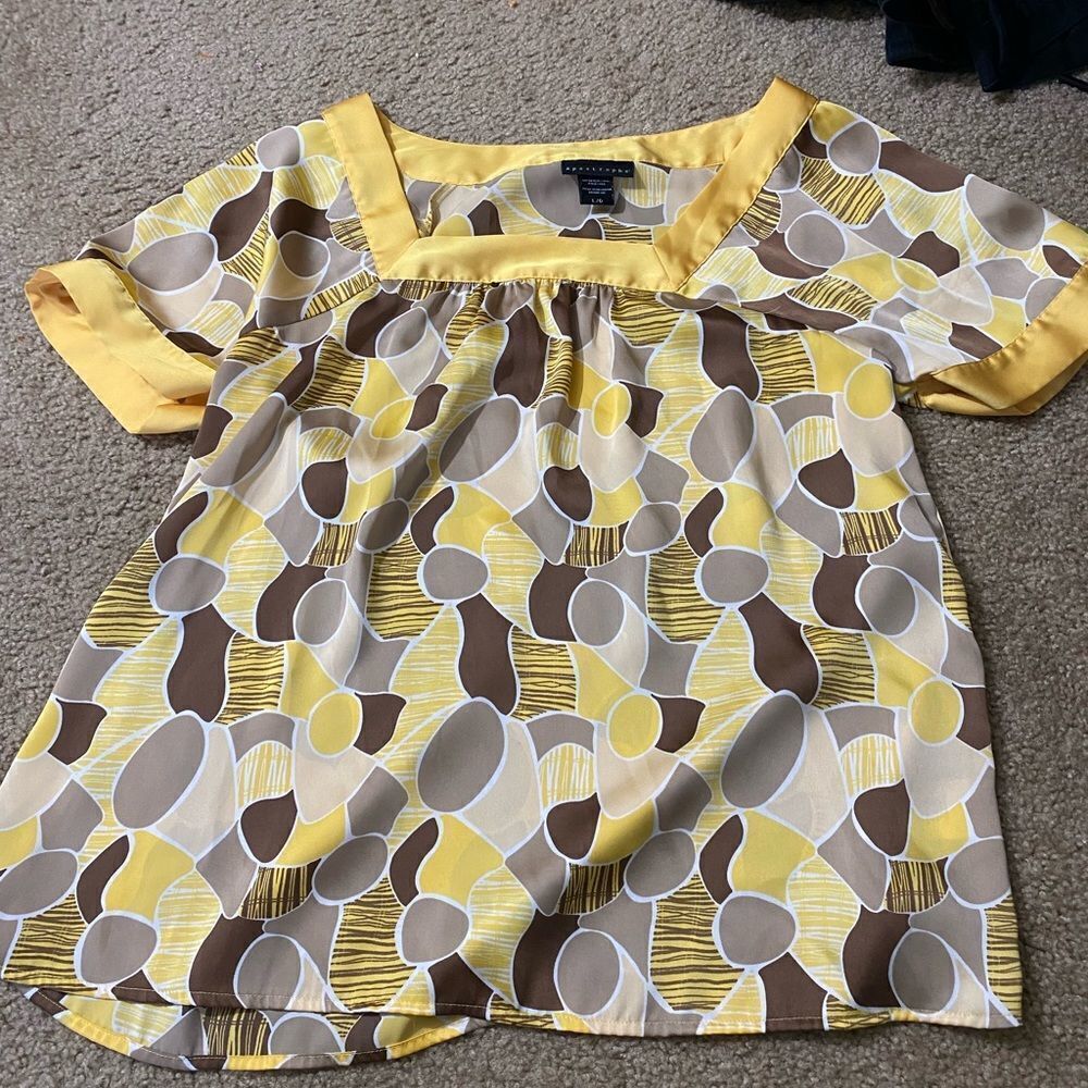 Womens Yellow and Brown Apostrophe Blouse